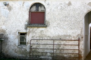 Two windows and a Gate